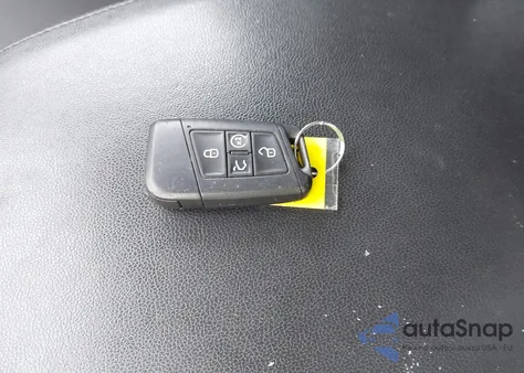 2018 Volkswagen Atlas 3.6L V6 Se/3.6L V6 Se W/Technology from USA, damaged, VIN 1V2LR2CA7JC538261